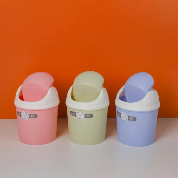 558 Small Office Desk Bin for Quick Cleanups
