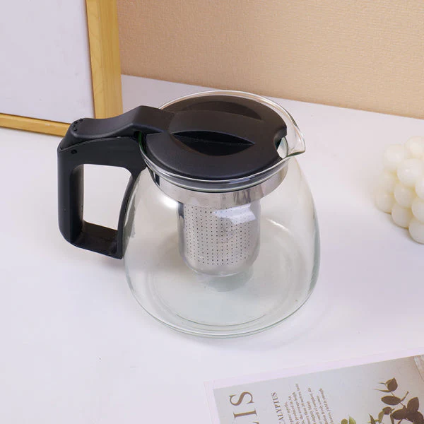 900ml Glass Teapot – Perfect for Brewing Tea for Family & Guests